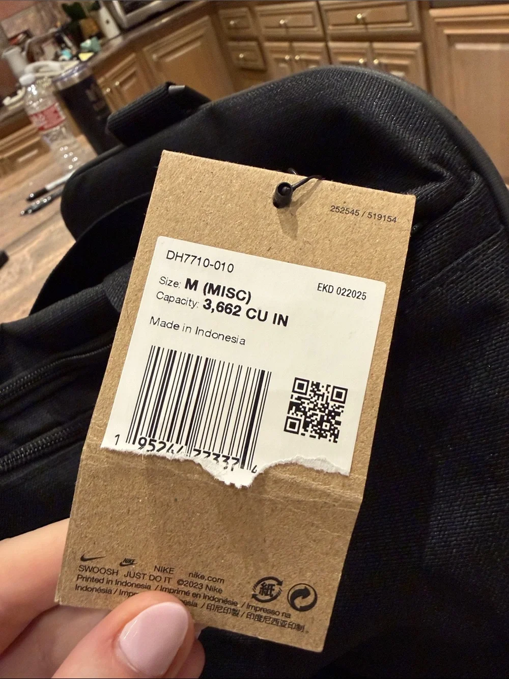 Nike unisex adult